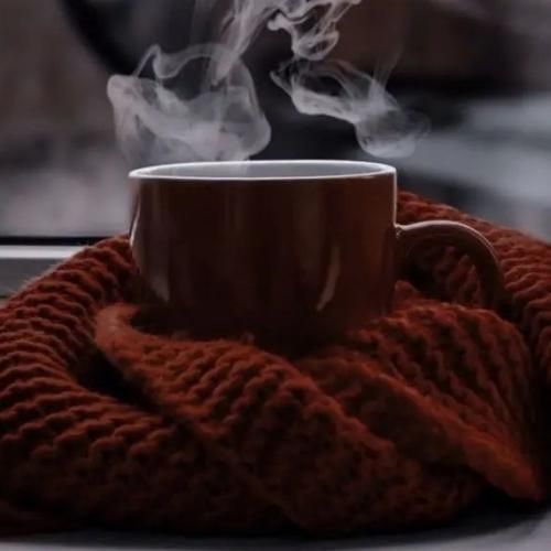  برا من کسی نبود مثلت نمیتونم بیام بیرون یه لحظه از فکرت