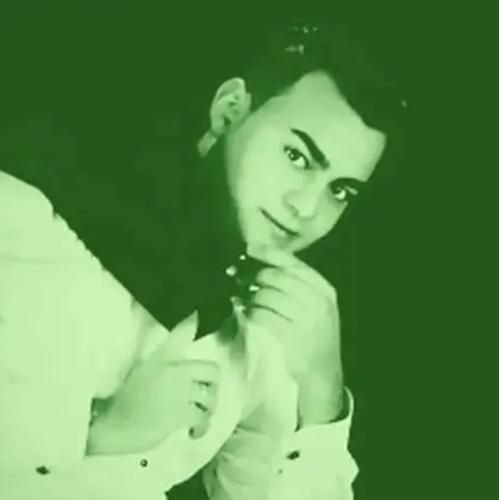 روح الله کرمی امشو و کوری چو فلک قرص قمر مهمانمه