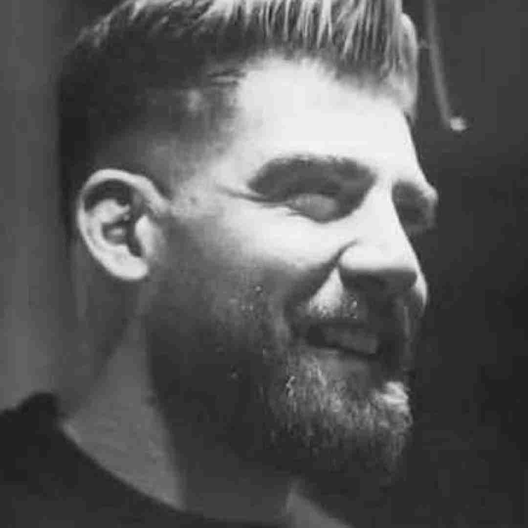 محمد محرمی درد من یکی دو تا نیست تو که نیستی