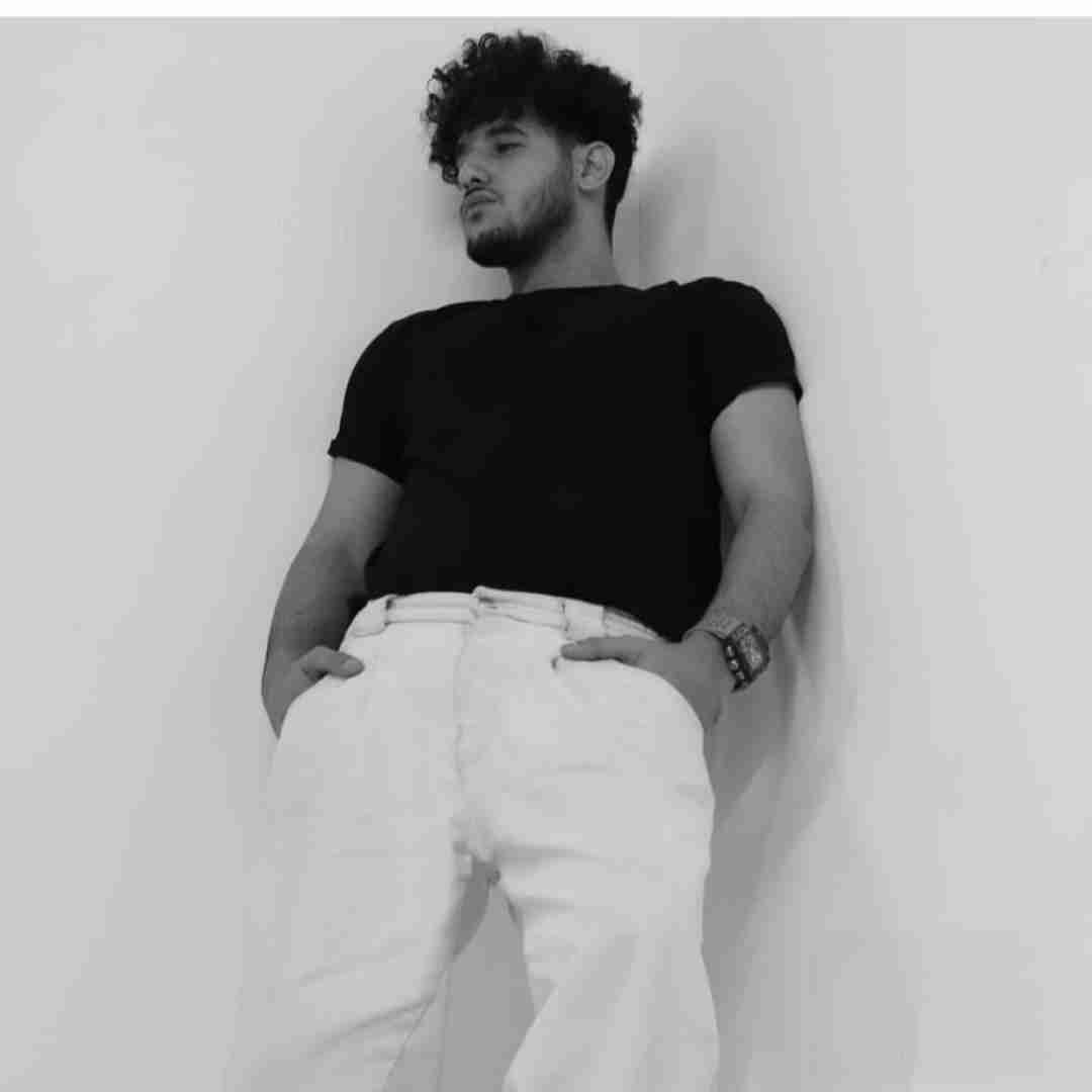 امیر ماهان یکی نیست بگه آخه دل ساده