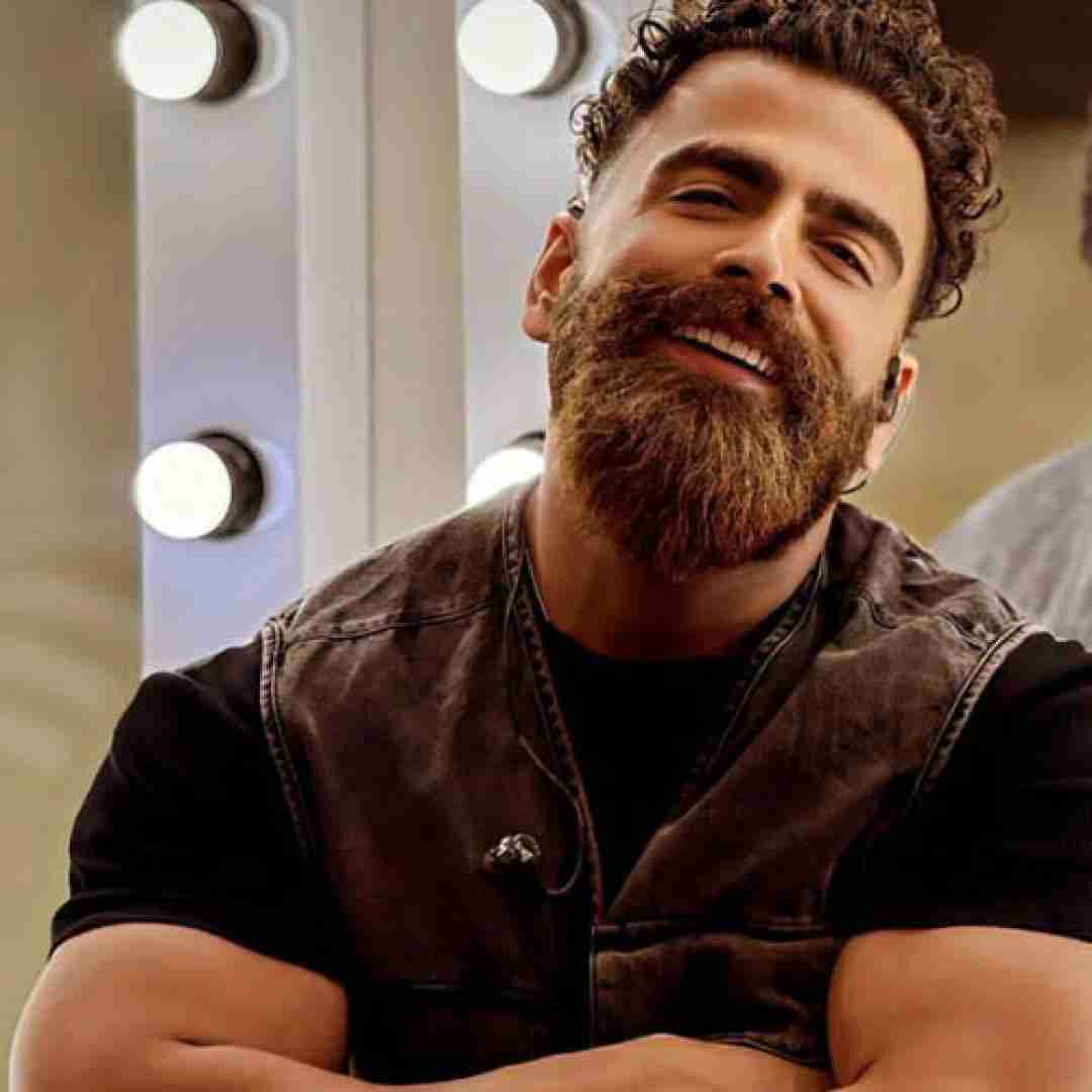 معین زد مال منی