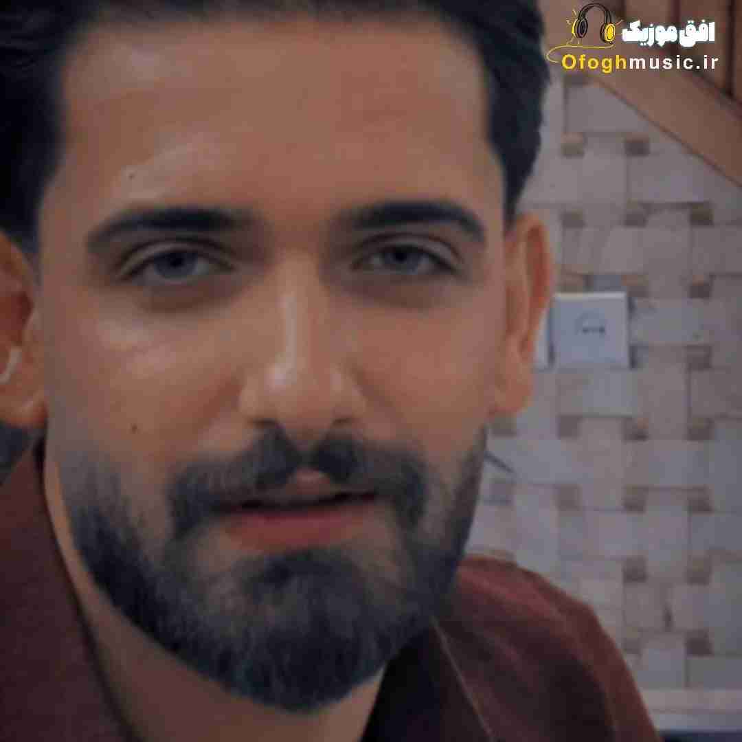 احمد فتحی شایدم من سخت میگیرم