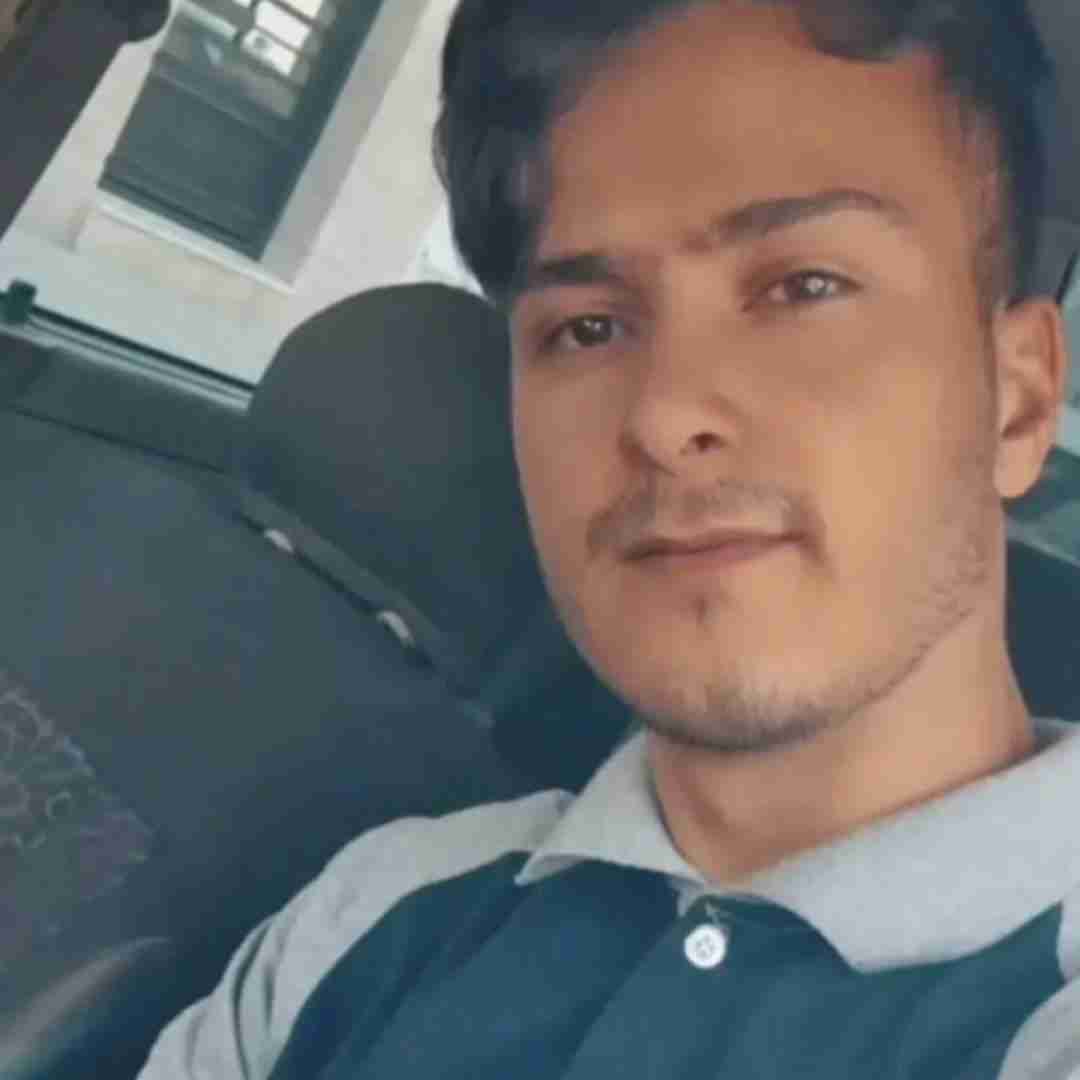 سجاد رشیدی قمارو باختم امشاوم باز داره بارون میزنه