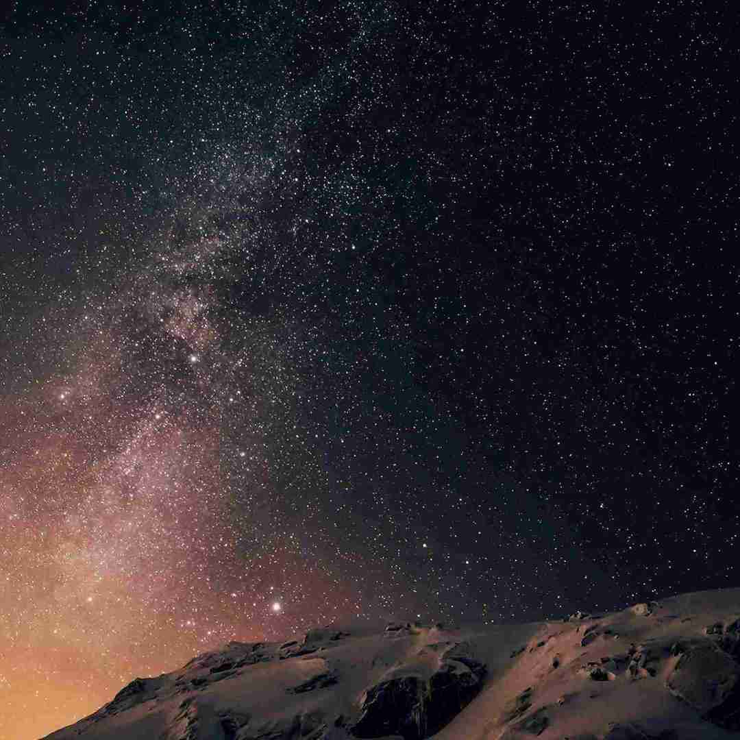  شبم شده مثل چشمات تیره میگم برگرد میگی خیلی دیره