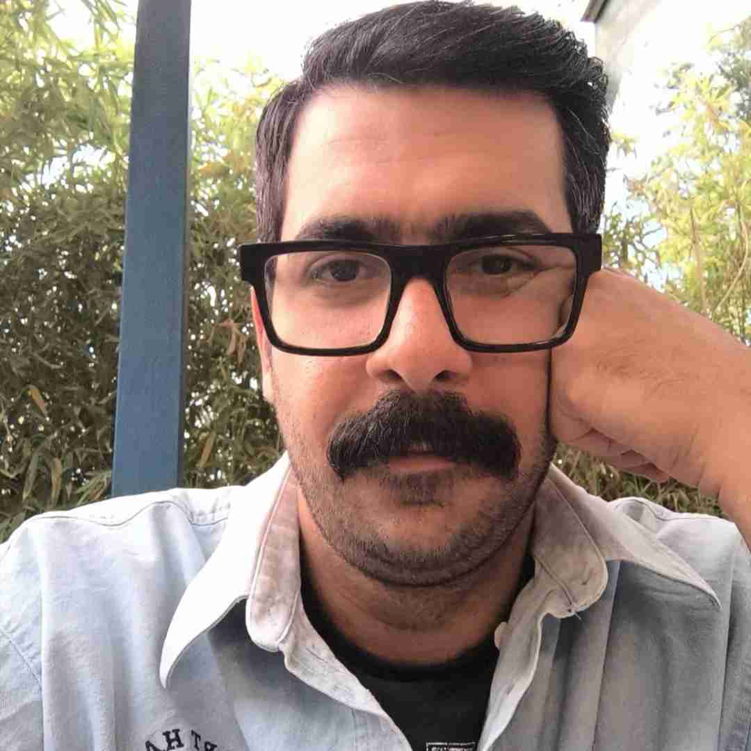 وصال علوی موهاتو باد میبنده و این قصه با تو سر میشه