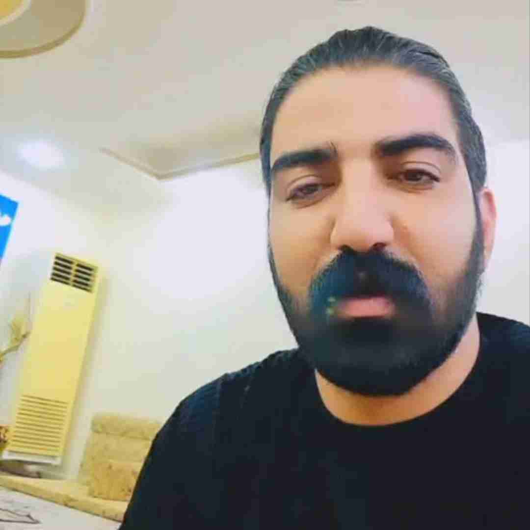 میلاد غلامی هی یه خط وبان خط وبان دیوار