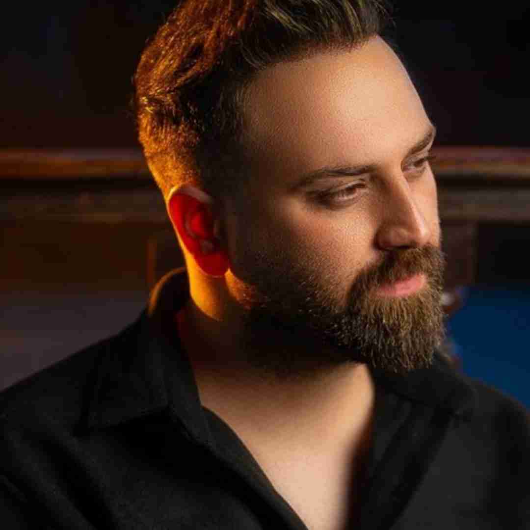 احمد صفایی توی شب زیر نور ماه بهم گفتی هیچی نی