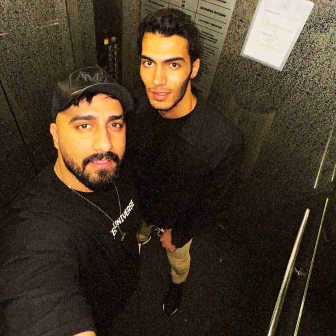محمد امیری برای بنده سر خم نکردم اصلا هنگ هنگم