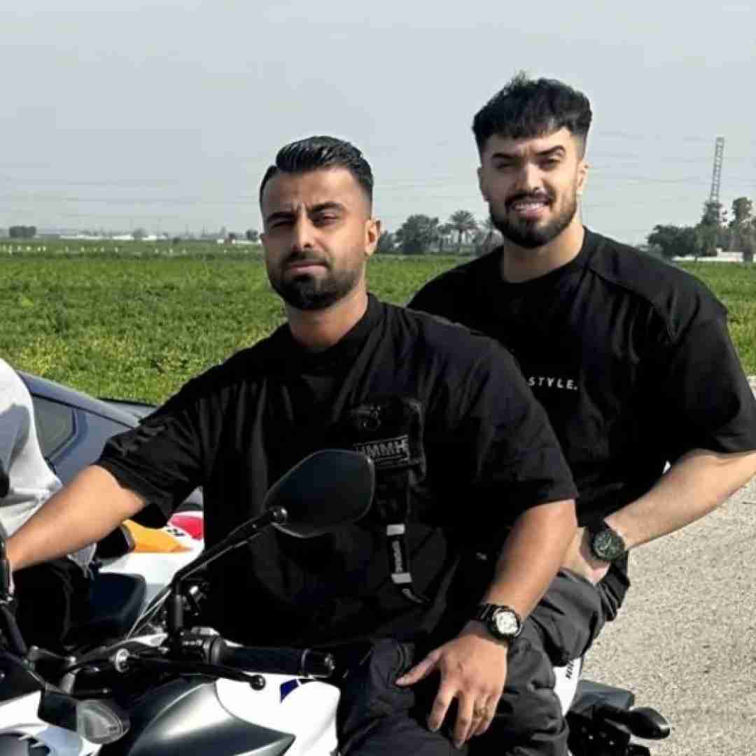 علی رستمیان چقد حرف شنیدم پشت سرت من نبودم دشمنت
