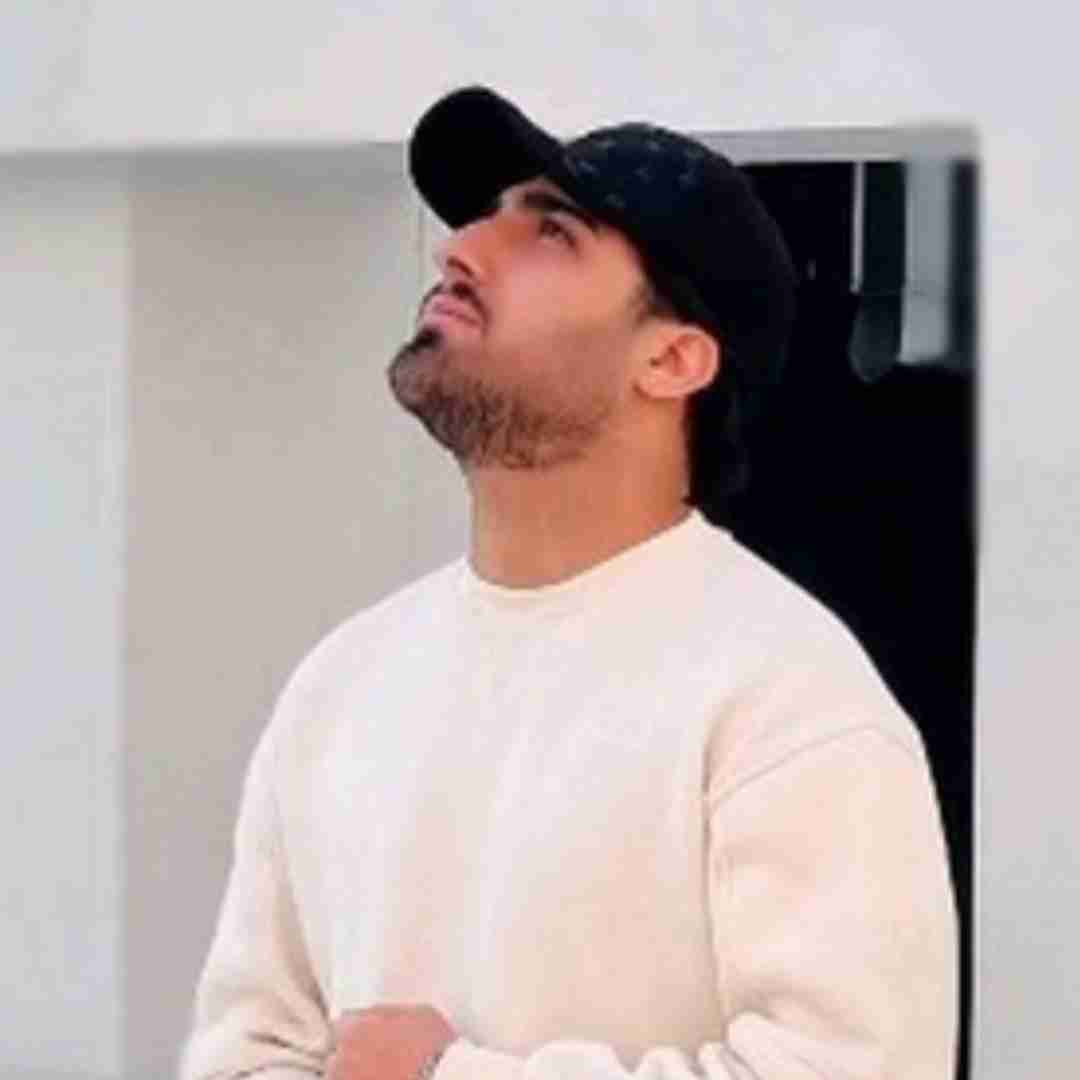 امیر لیام چنی تو حسرت دیدن نگات قلبم ترک خورد