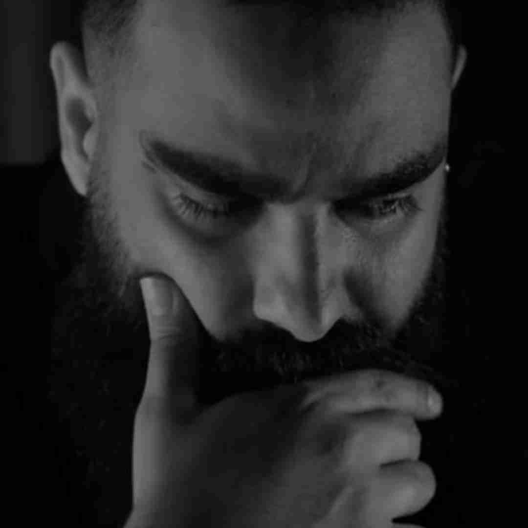 علی میر آهنگ نگاه تو شد زمزمه رو لبهام