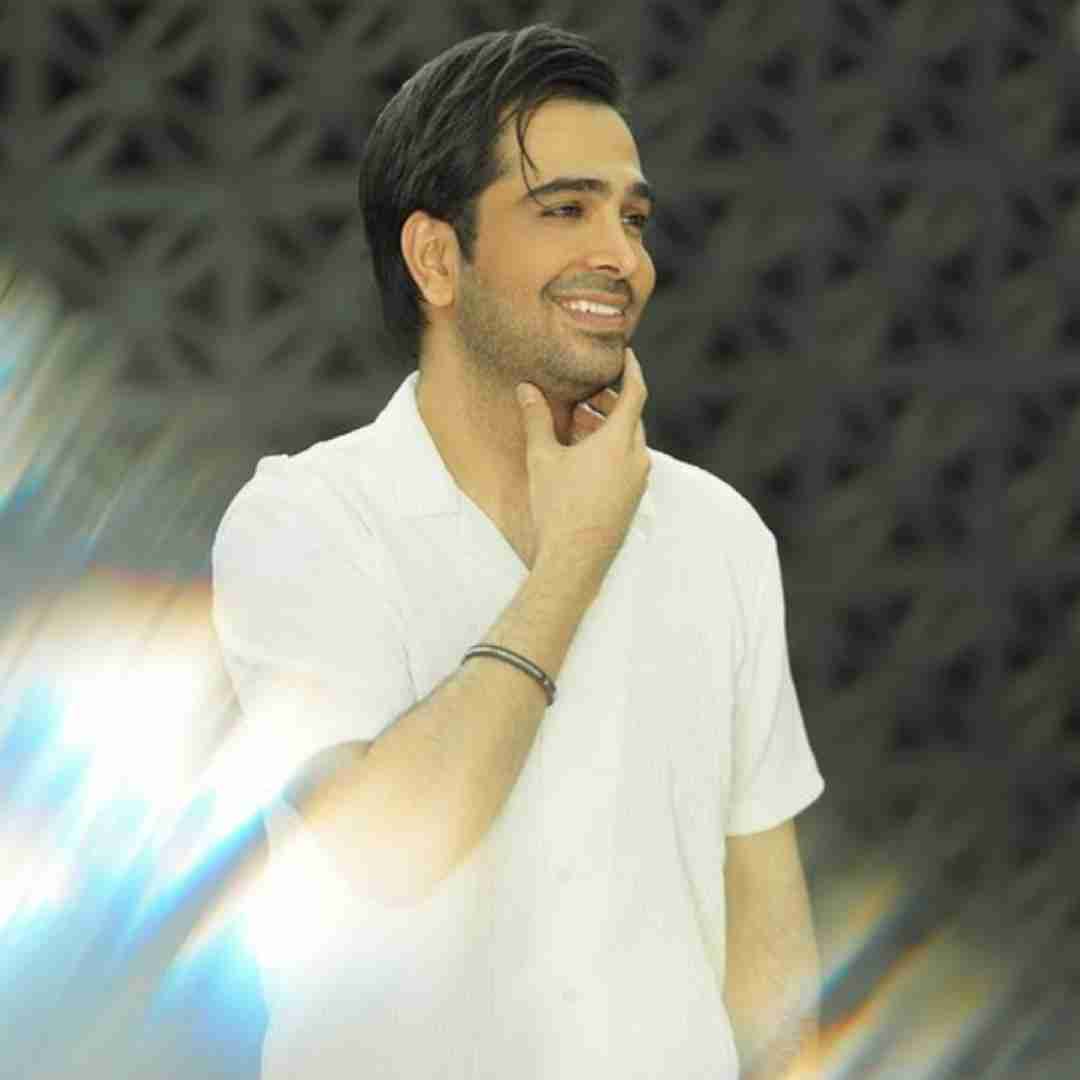 فرزاد فرخ در دام عشق افتادم پروانه ایی دلداده ام