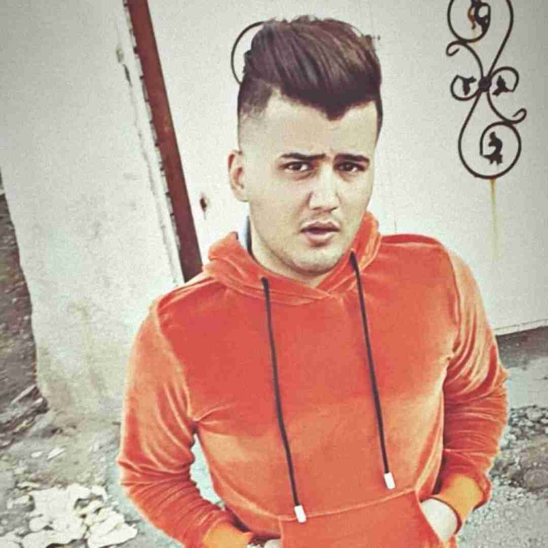 محمد محمدی بگو دروغه مگه کوری نمیبینی سفید شده شقیقم