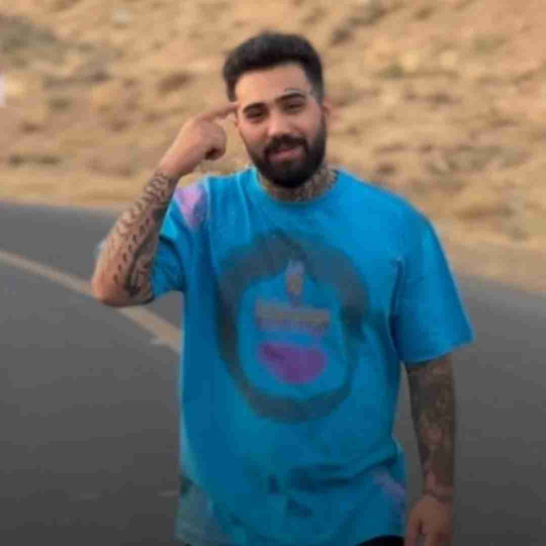 دانیال تفرشی زد به سرم یهو همه چیو تغییر بدم