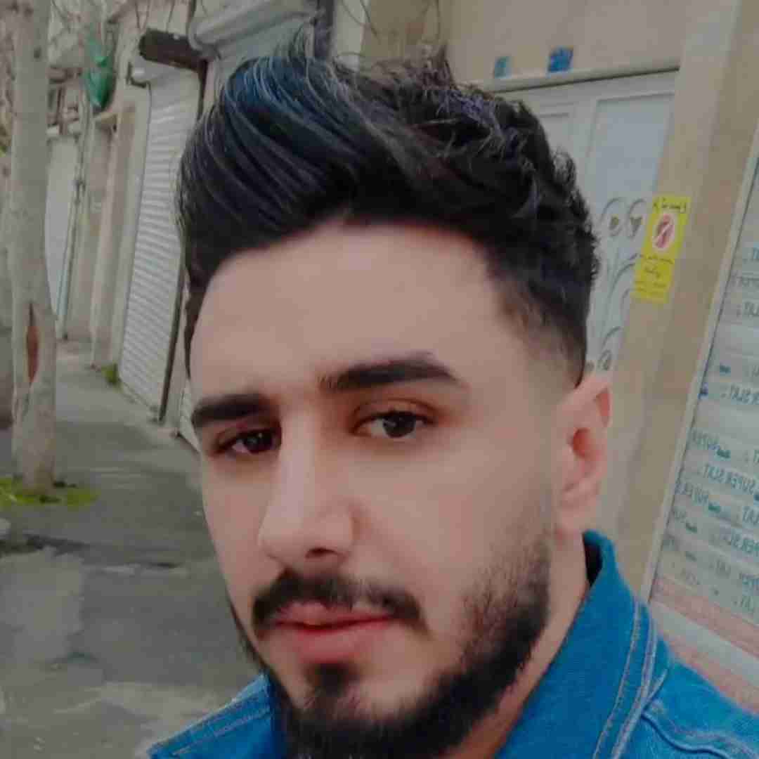سینا پرهیز تو کیوه ی پشتمی چو ناو مشتمی