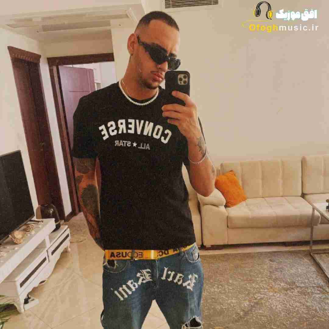شایان یو میگذره این روزا نه میرم قوی تر میشم