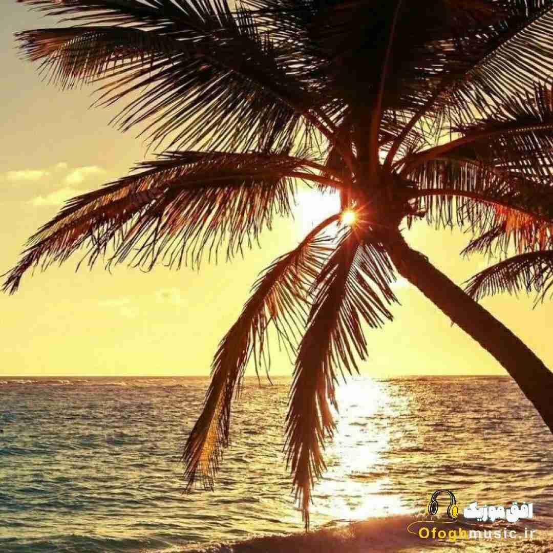 فاطمه عطایی بخند یه عکس بگیرم