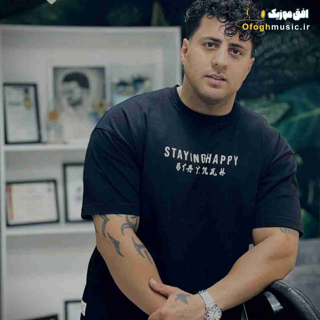 سبحان رستمی حالا که نیستم رو نقطه ضعفام دست بزار