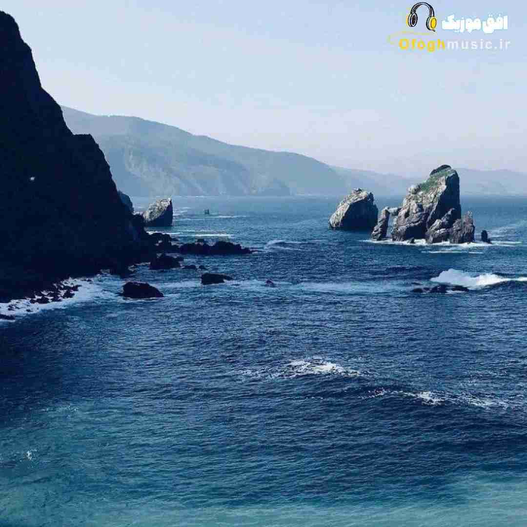  پرواز میکنیم رو ابرا تنها میمونیم تا فردا