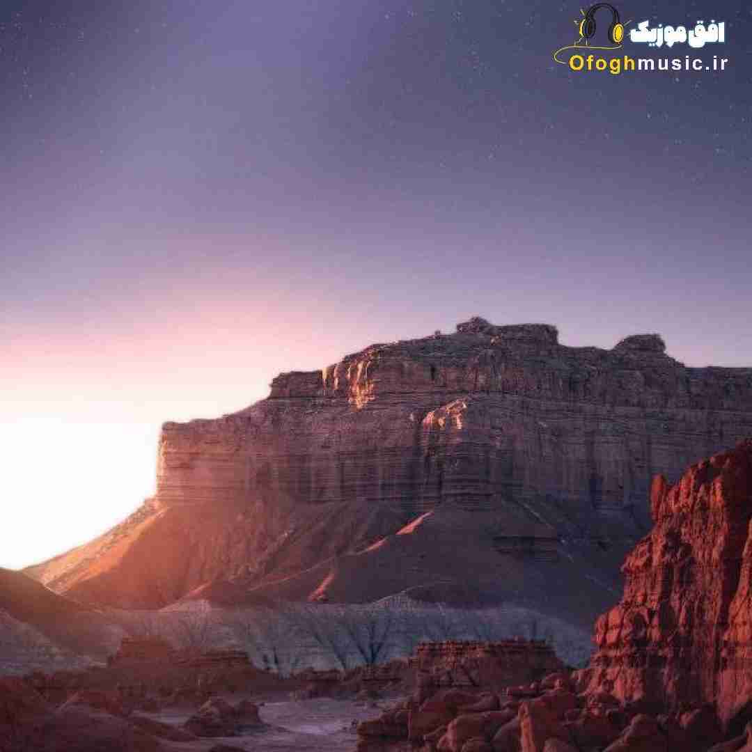 دروغ میگفتی معلوم بود از چشات من که بد بودم