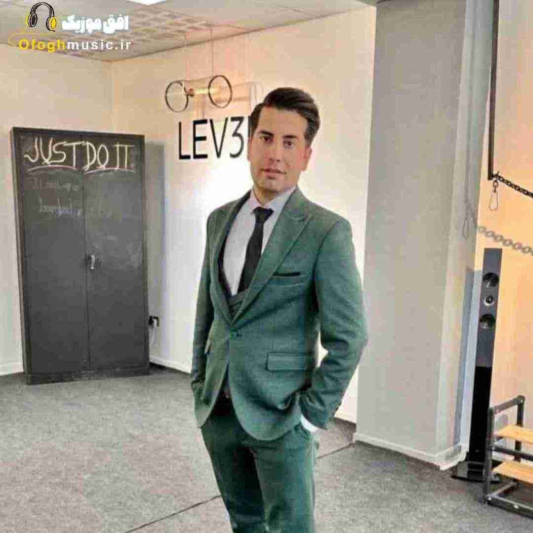 فرشاد آزادی رتی کجا