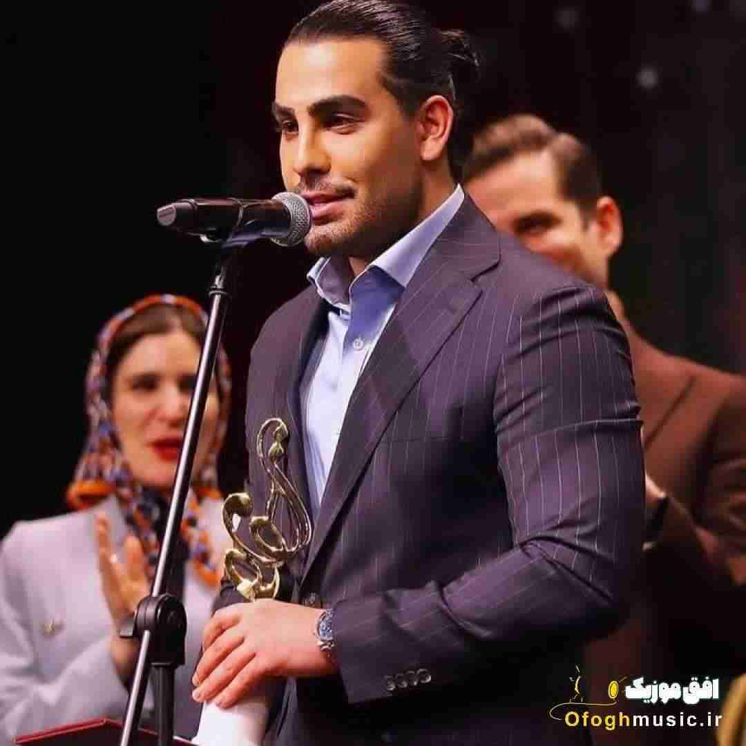 مجید رضوی من واست میمیرم میگیرم دستاتو آروم میشم