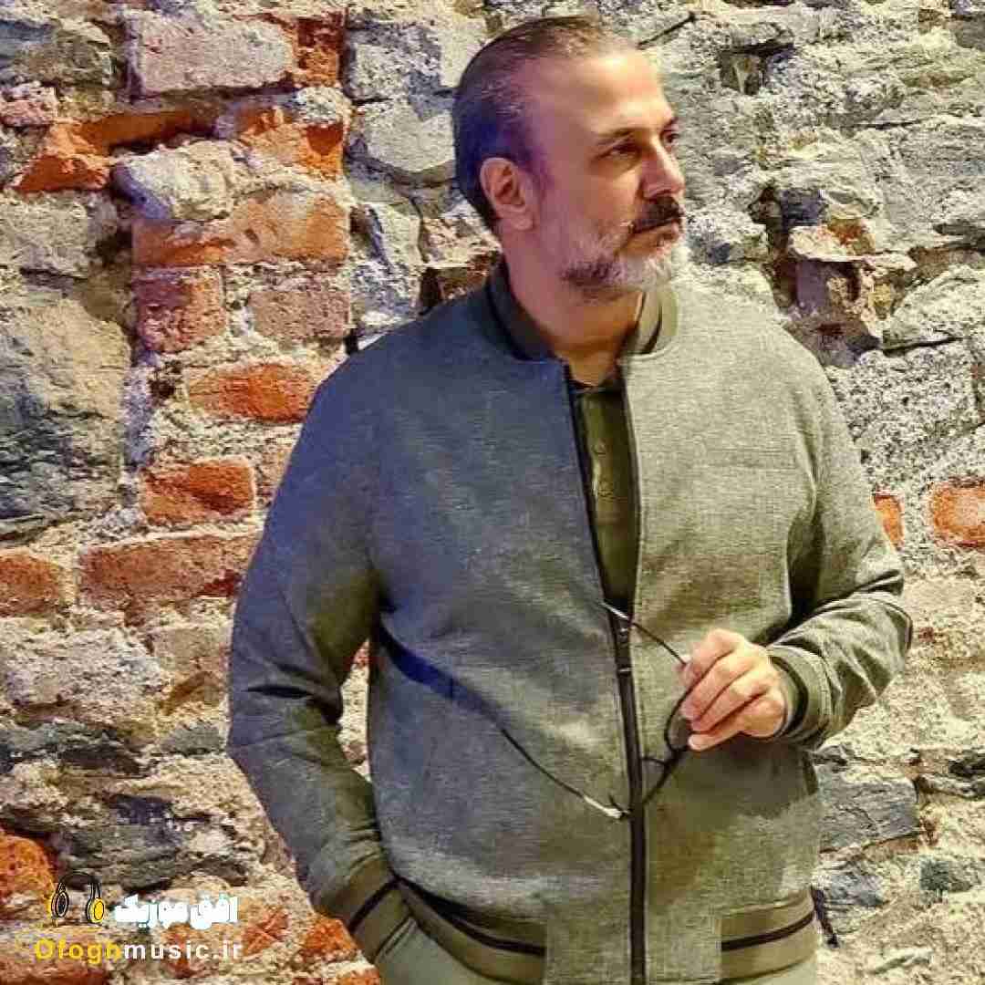 علیرضا قربانی نپرس در هوای تو کدام لحظه گم شدم