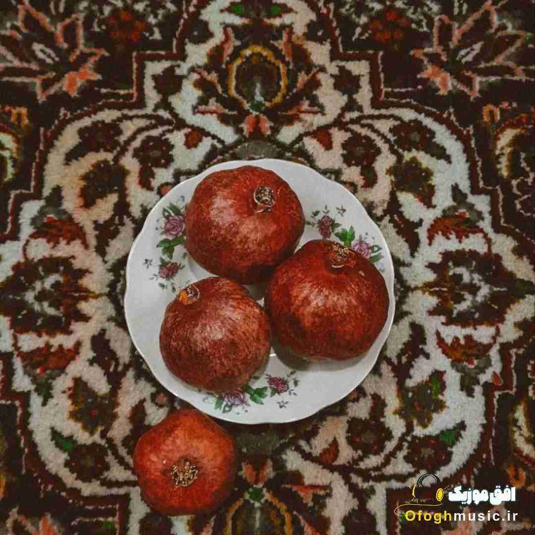 عاشقم نشو من میمیرم با گلوله جواهری