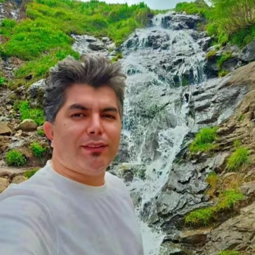 دانلود آهنگ جدید باغبان آغلار حالوما از علی رزاقی